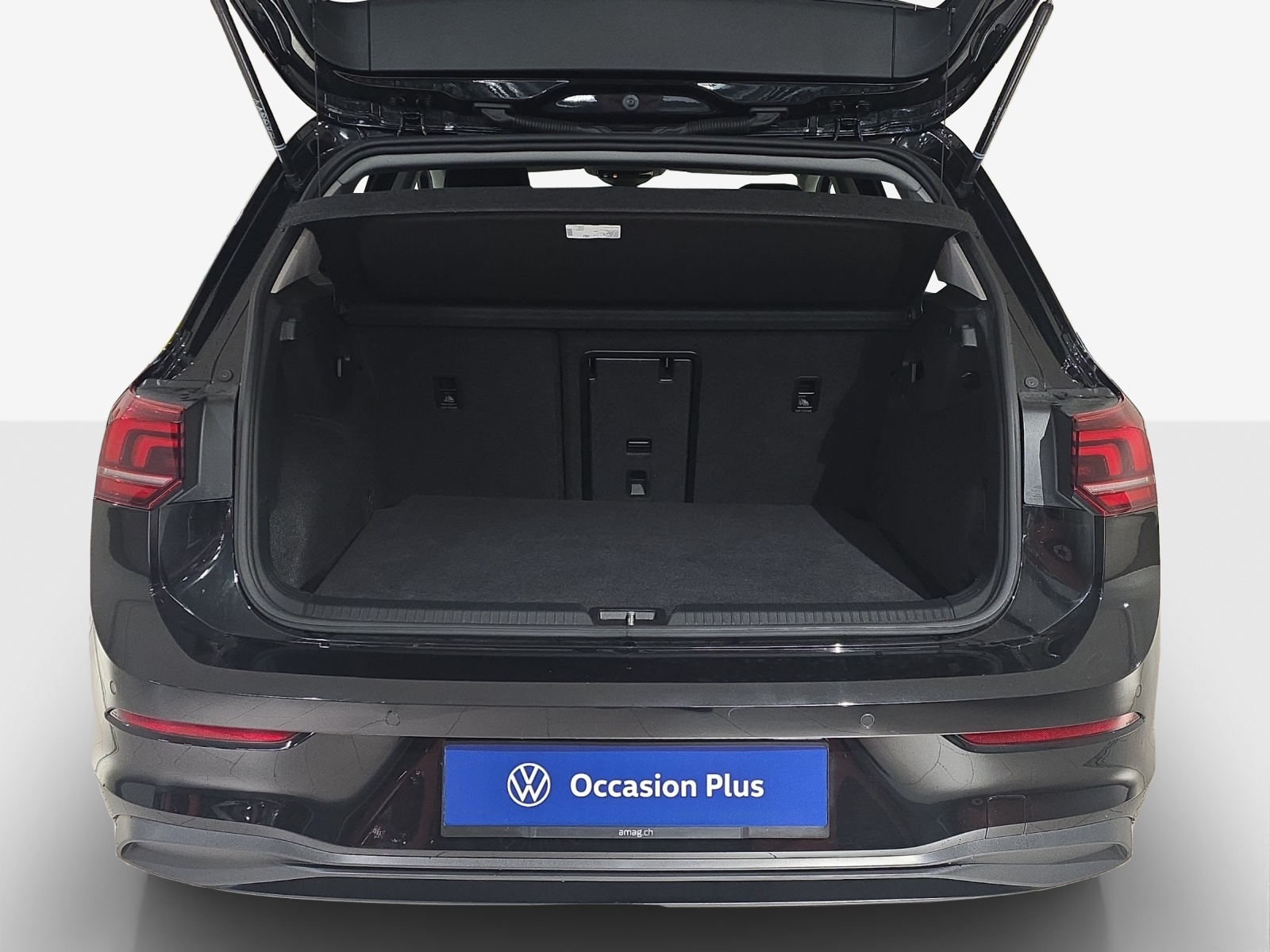 VW Golf 1.5 e TSI mHEV Life DSG-image-12
