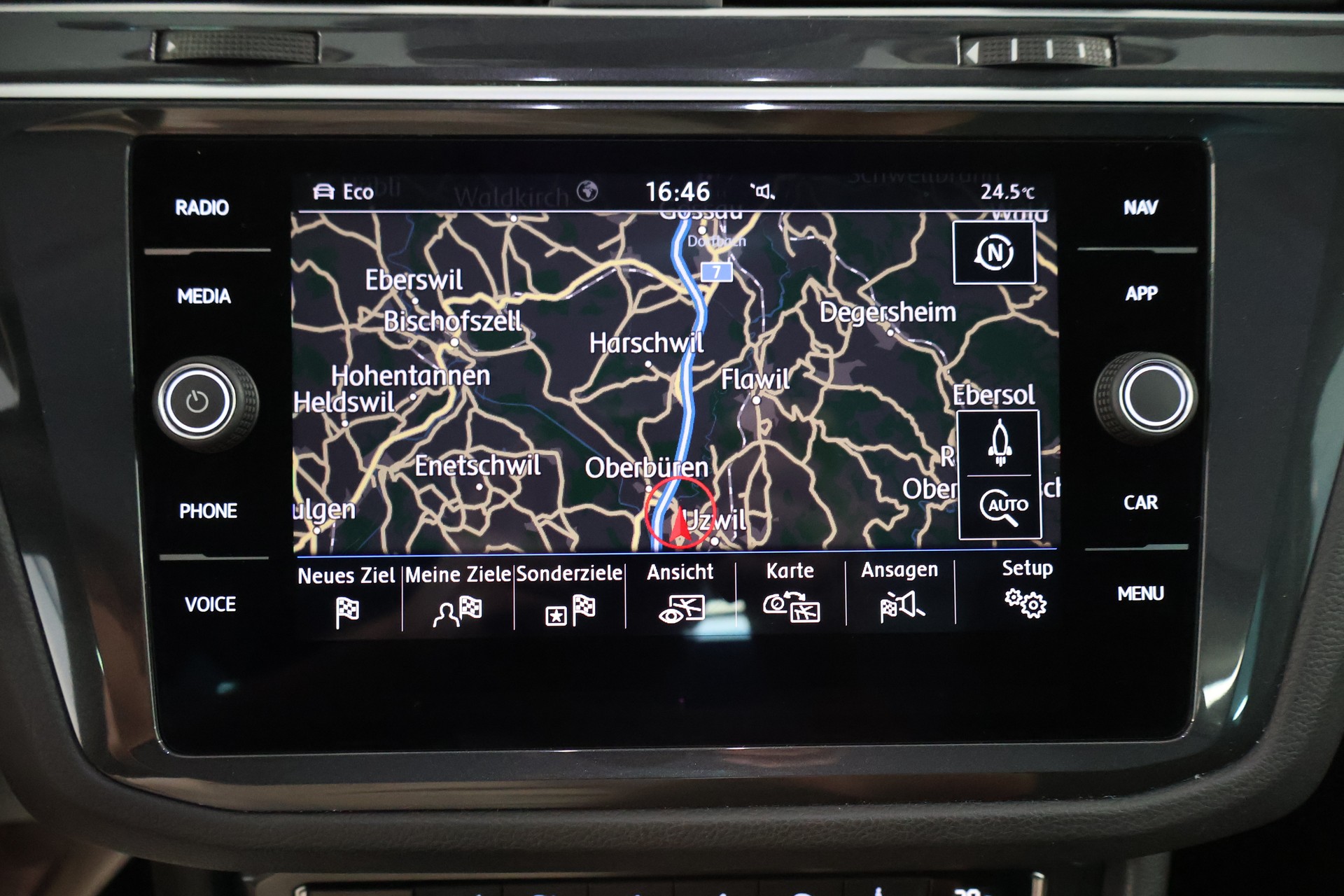 VW Tiguan 2.0 TDI SCR R Line 4Motion DSG-image-20