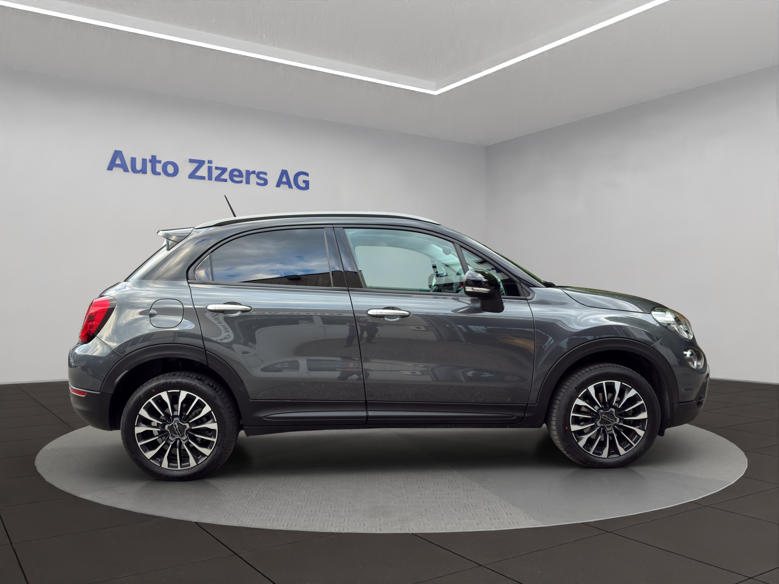 FIAT 500X 2.0MJ Cross 4x4 Automatic-image-6