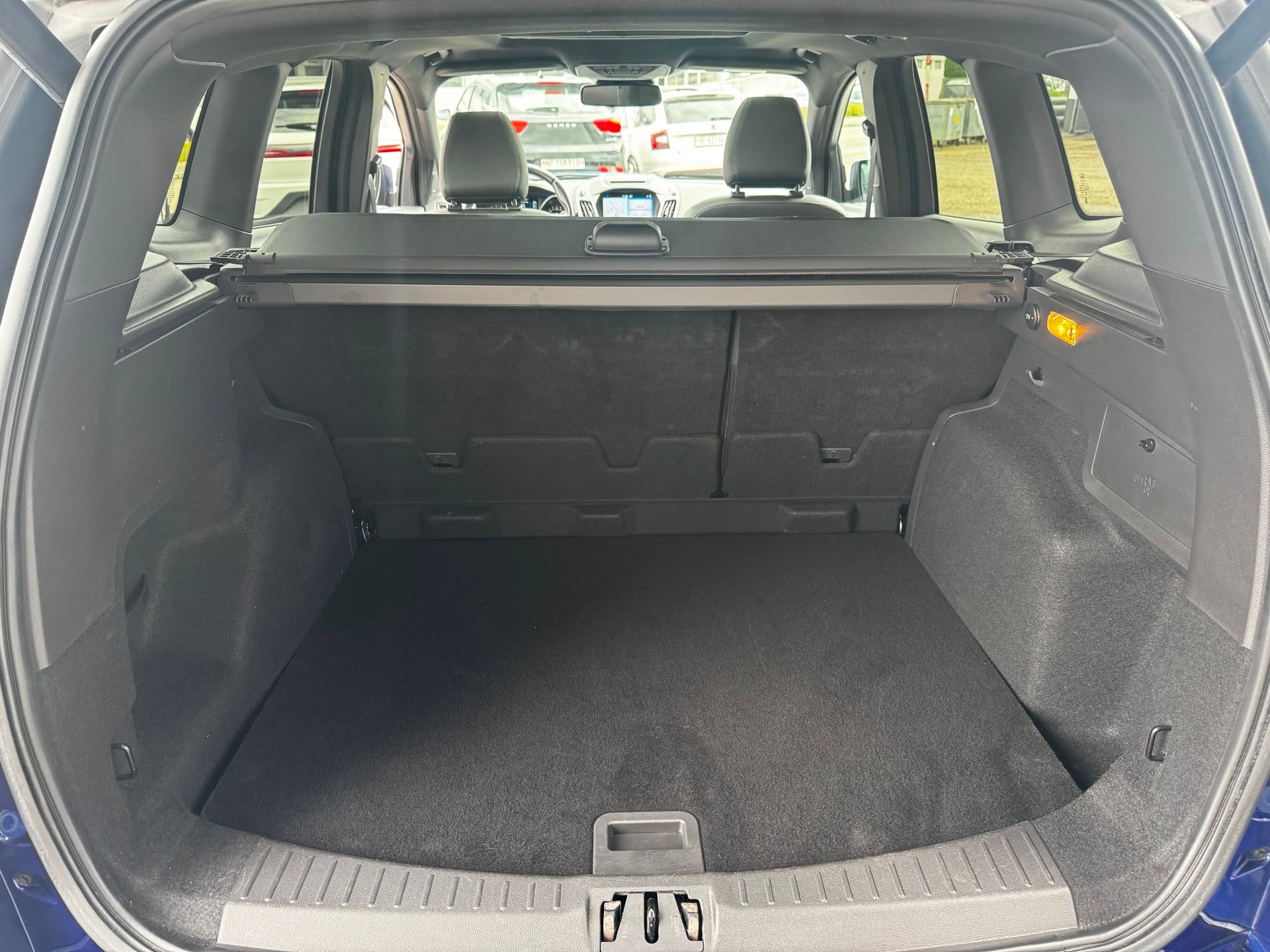 FORD Kuga 2.0 TDCi ST Line 4WD PowerShift-image-5