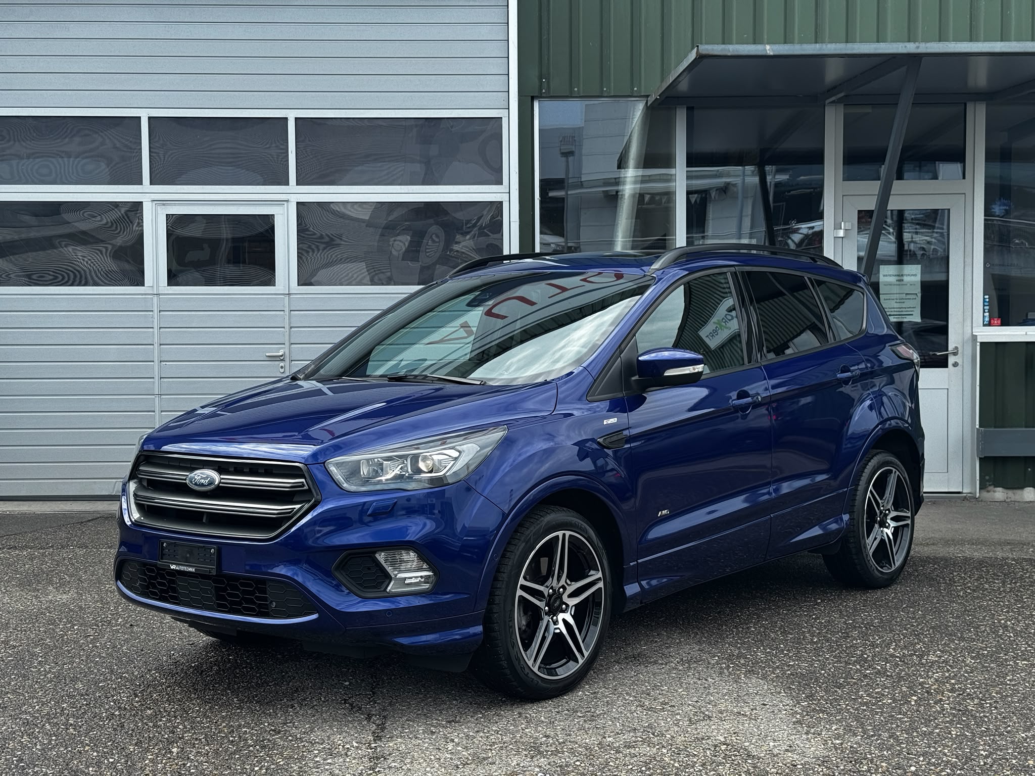 Car photo