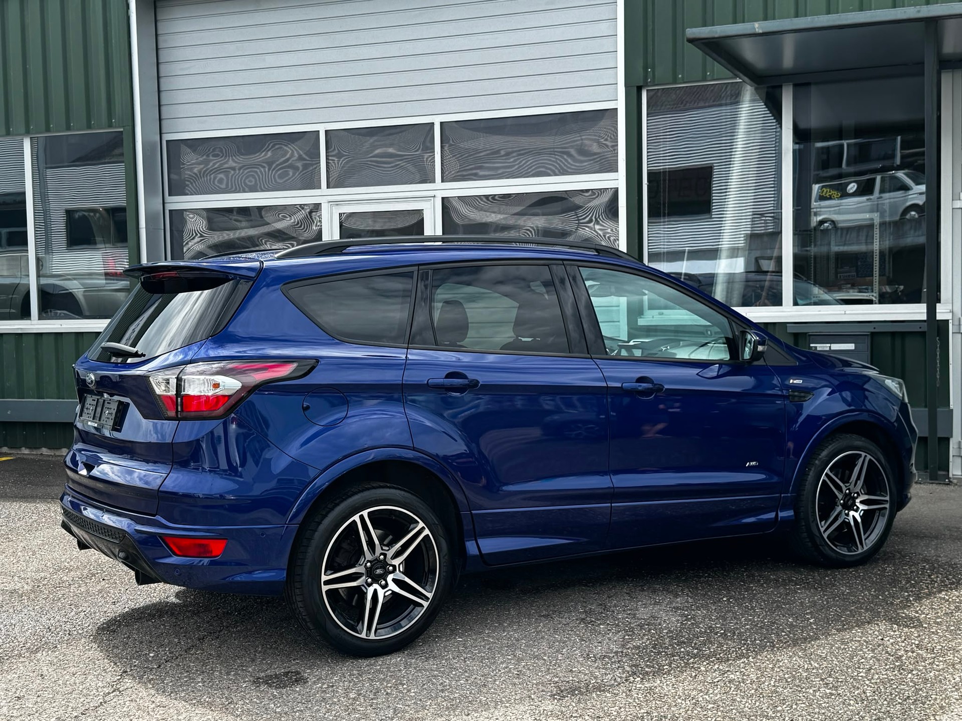 FORD Kuga 2.0 TDCi ST Line 4WD PowerShift-image-10