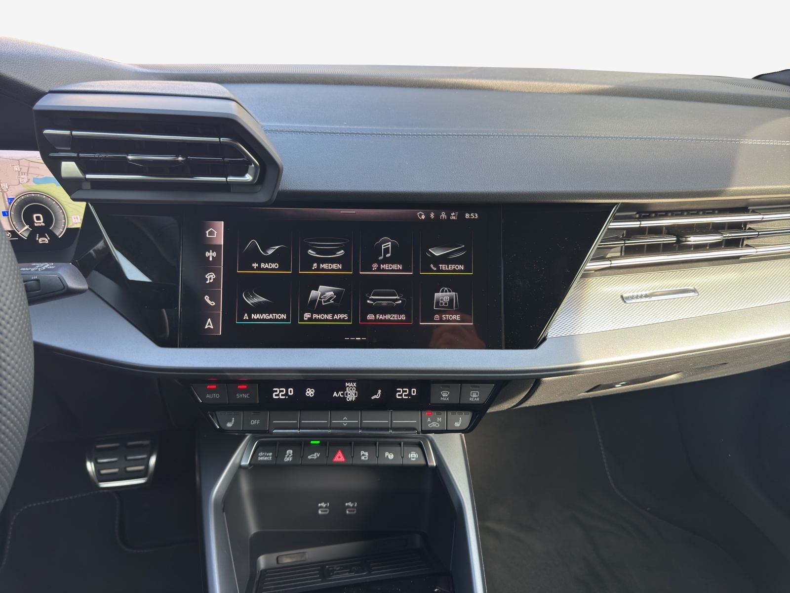 AUDI A3 Sportback TFSI e 200 kW S line S tronic-image-10