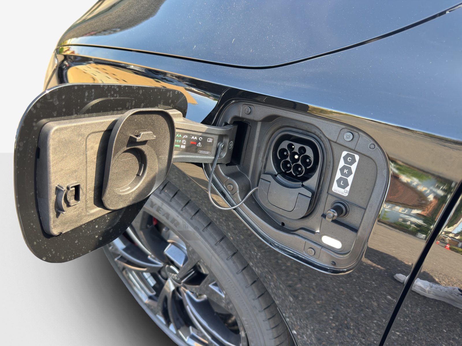 AUDI A3 Sportback TFSI e 200 kW S line S tronic-image-13