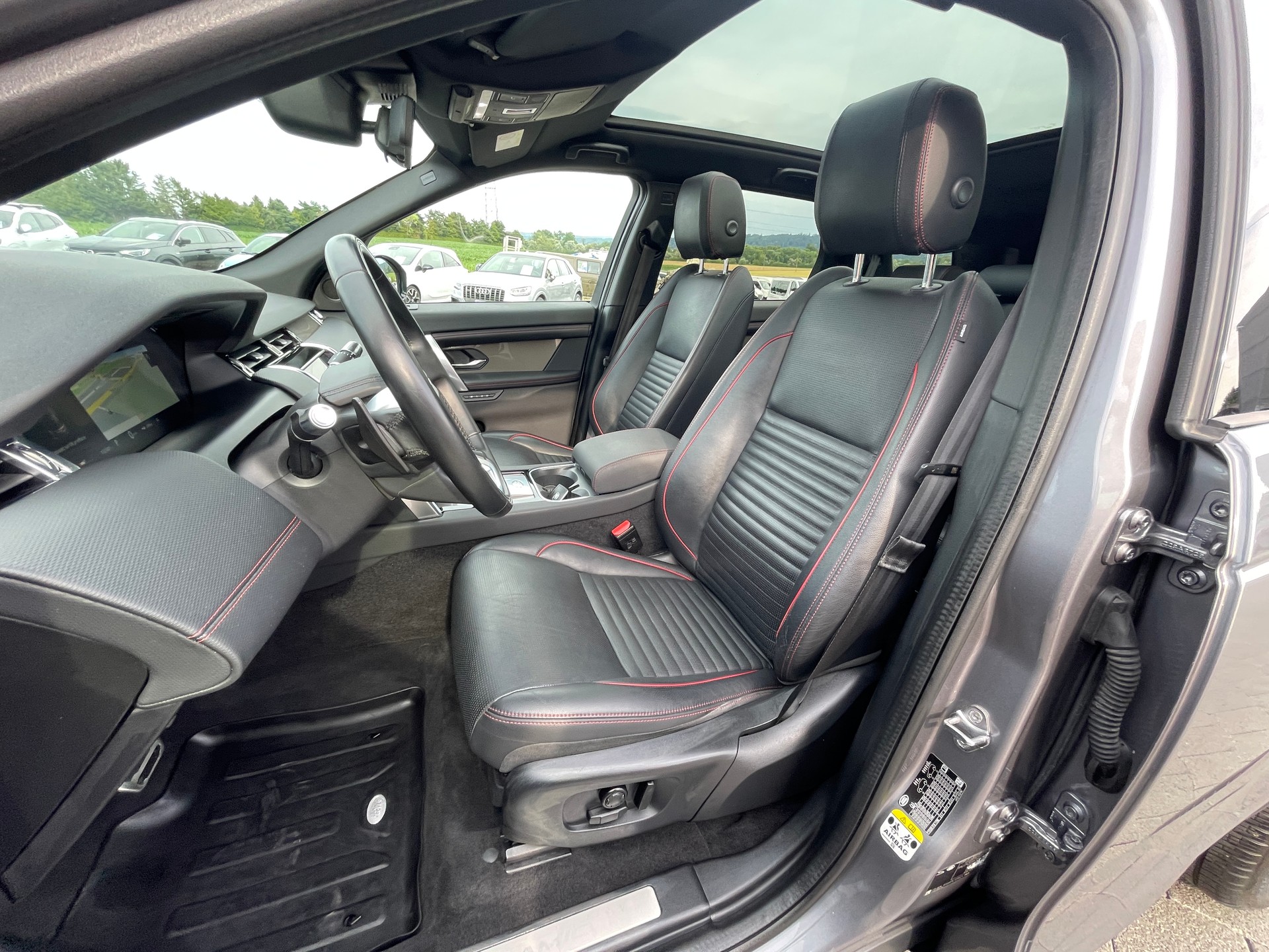 LAND ROVER Discovery Sport R Dyn P250 2.0 Si4 MHEV HSE AT9-image-11