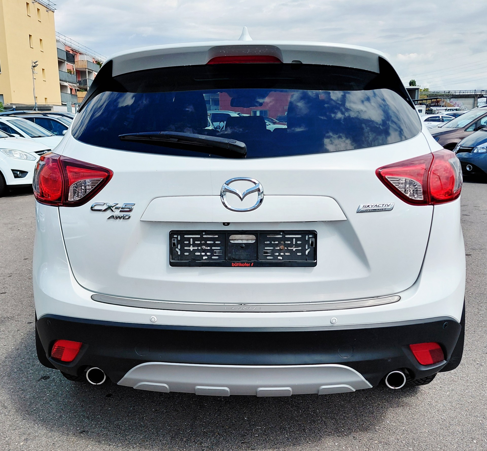 MAZDA CX-5 2.2 D HP Revolution AWD Automatic-image-6