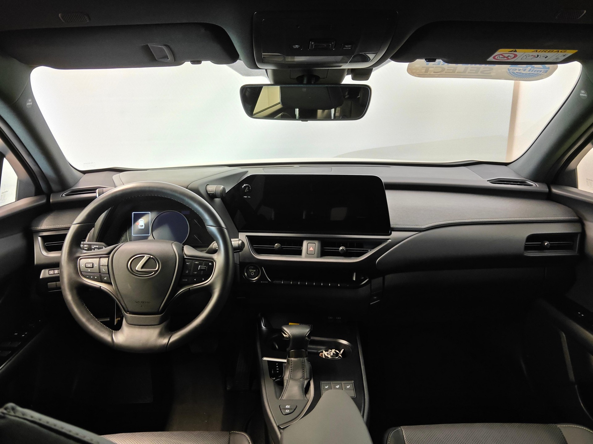 LEXUS UX 250h Comfort - Ruote invernali & Servizi inclusi-image-6
