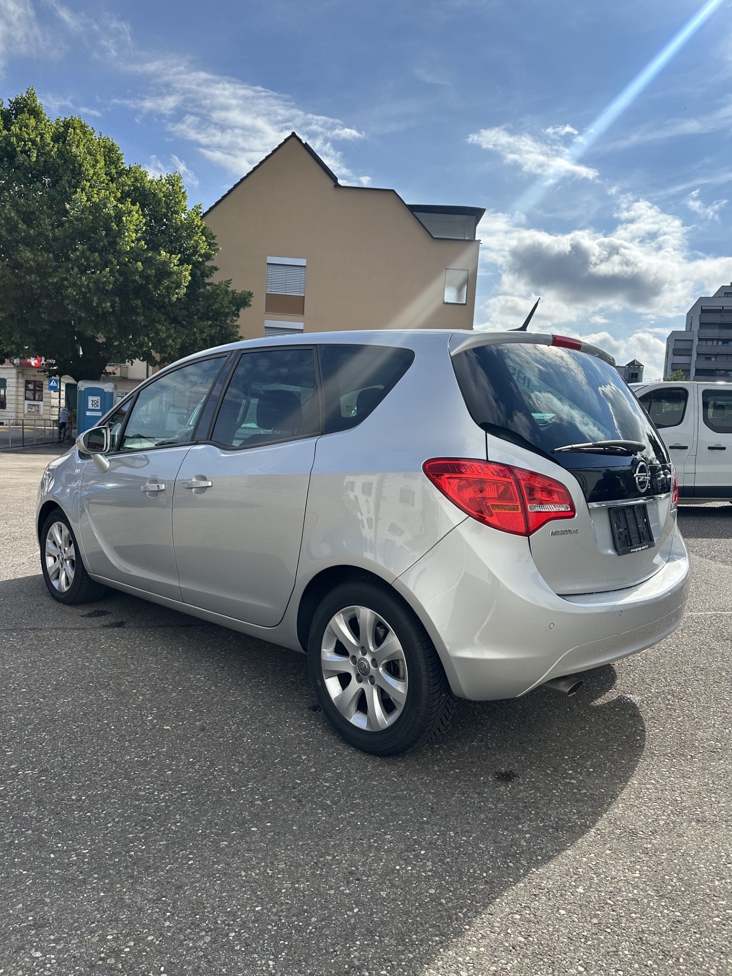 OPEL Meriva 1.4 Turbo Cosmo Automatic-image-1