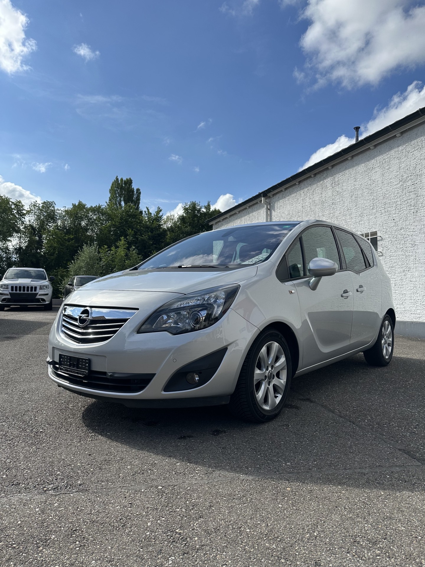 Car photo