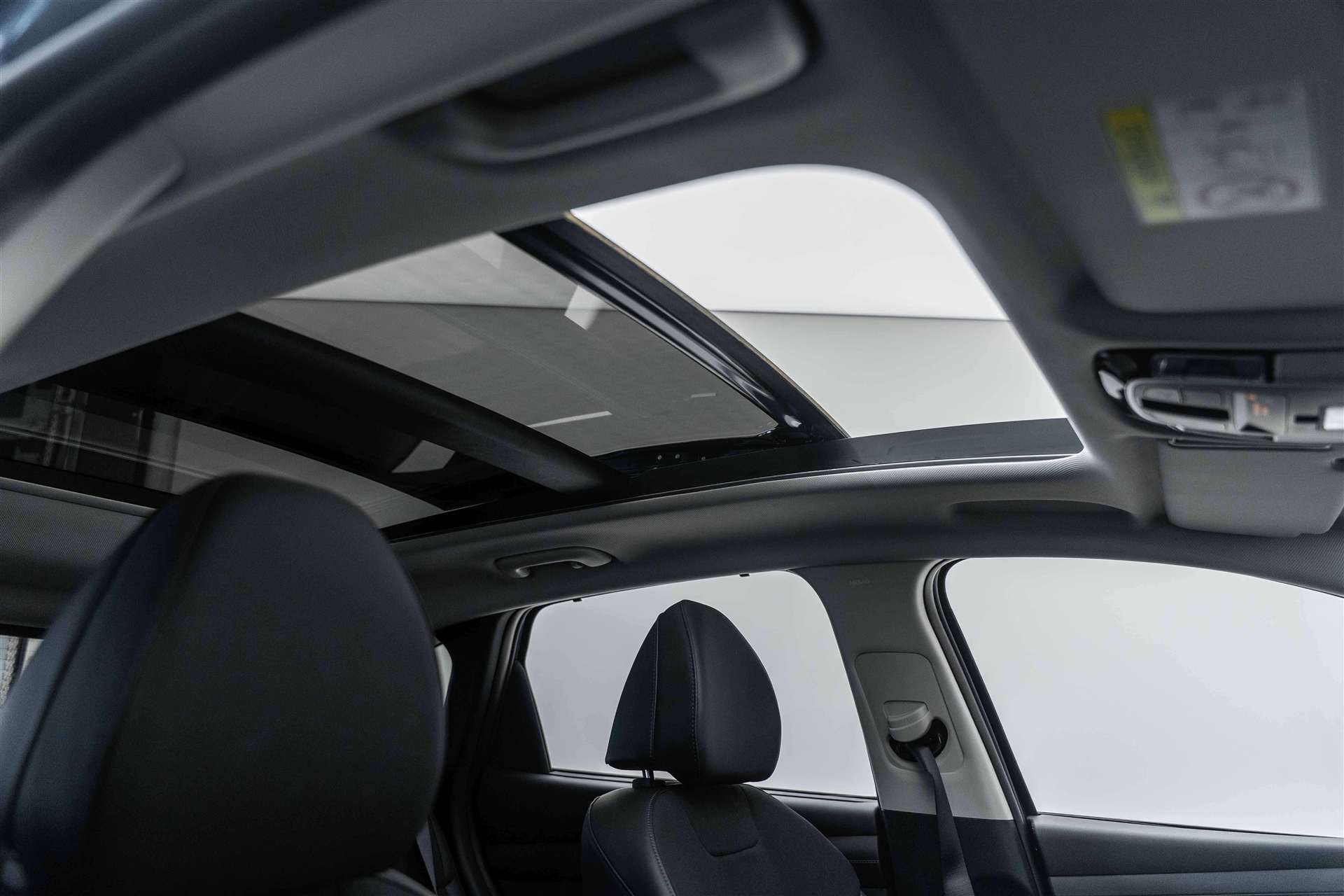 HYUNDAI Tucson 1.6 TGDi PHEV 252PS Techno Sky 4WD Automat-image-11