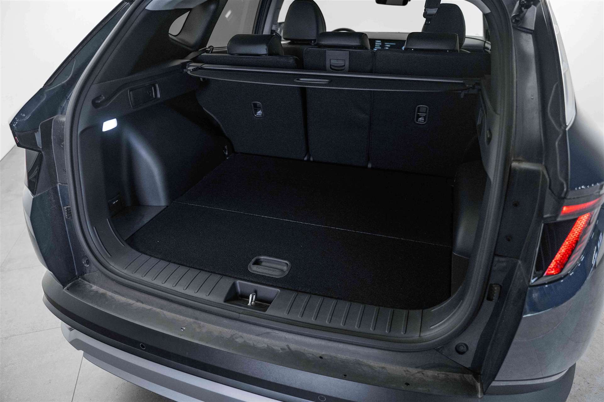 HYUNDAI Tucson 1.6 TGDi PHEV 252PS Techno Sky 4WD Automat-image-4