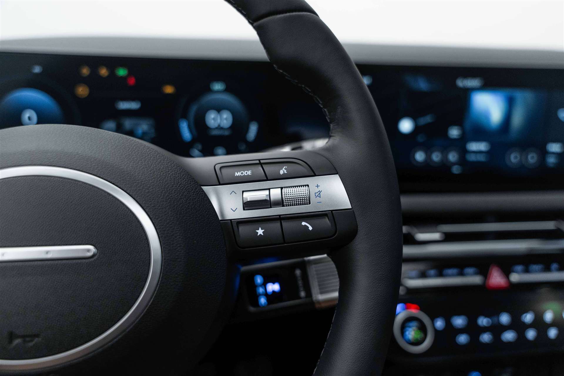 HYUNDAI Tucson 1.6 TGDi PHEV 252PS Techno Sky 4WD Automat-image-17
