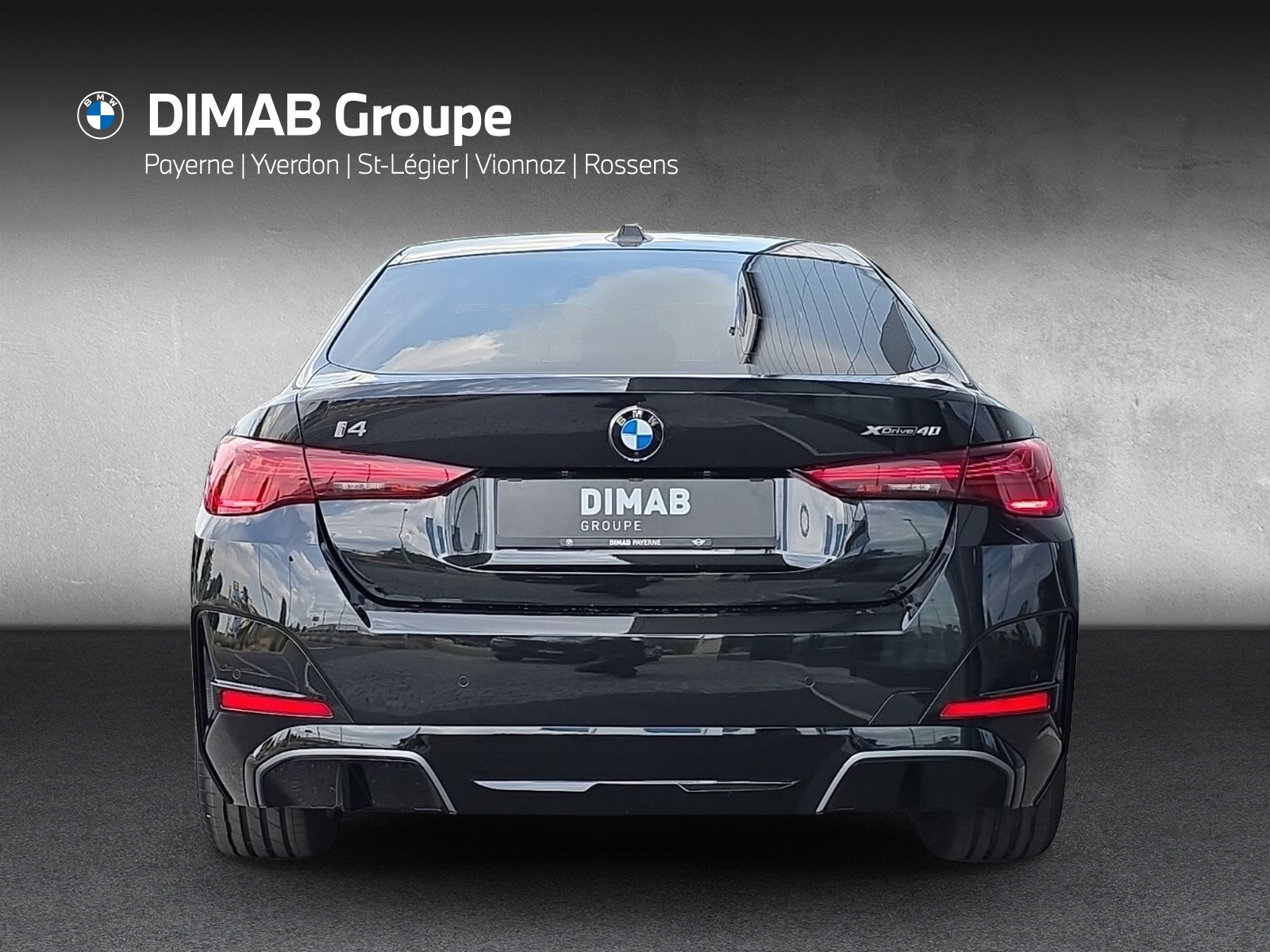 BMW i4 xDrive 40 M Sport **Action de leasing à 0.9%**-showroom-element-3