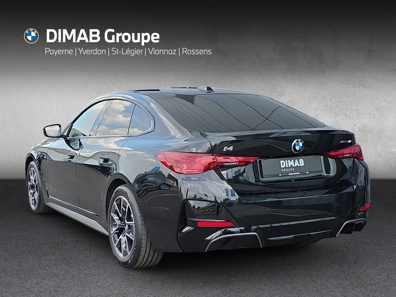 BMW i4 xDrive 40 M Sport **Action de leasing à 0.9%**-showroom-element-2