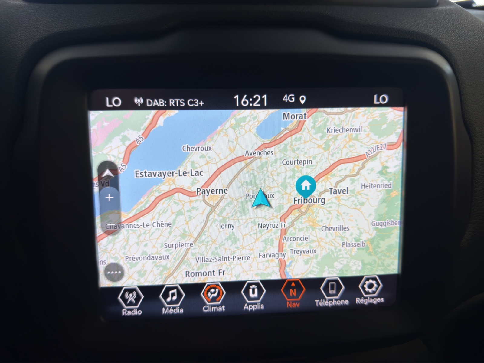 JEEP RENEGADE 1.3 Trailhawk Plus-image-9