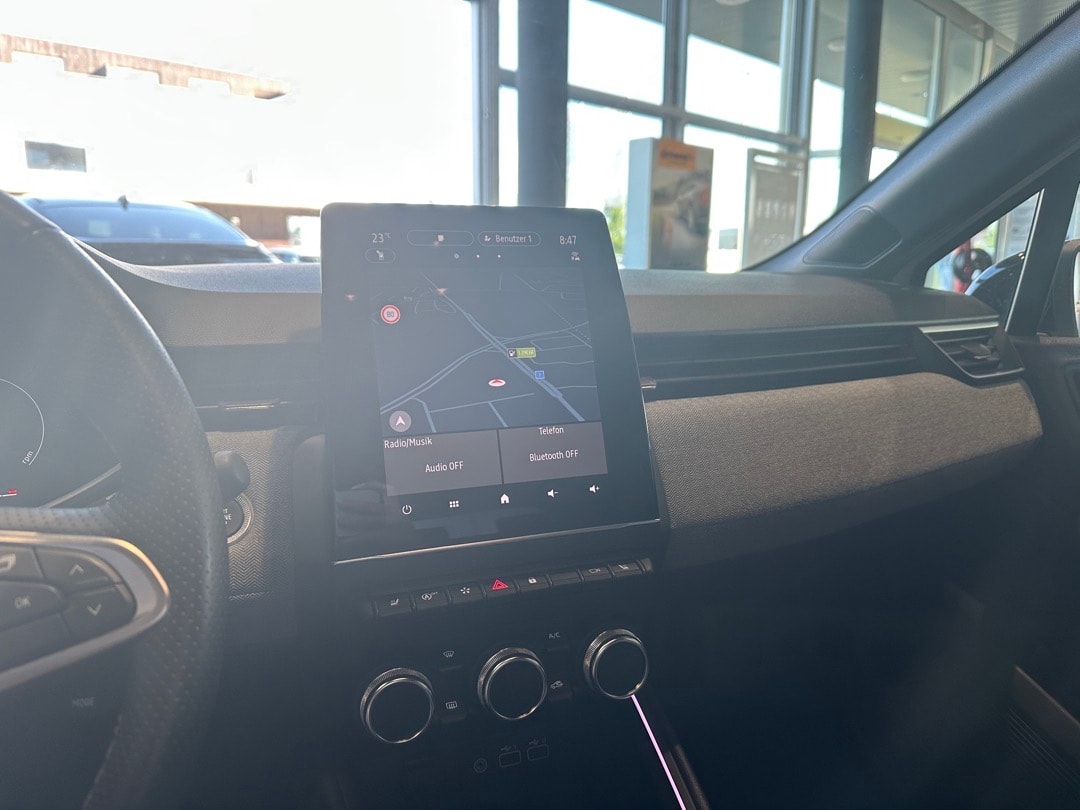 RENAULT Clio 1.0 Techno-image-14