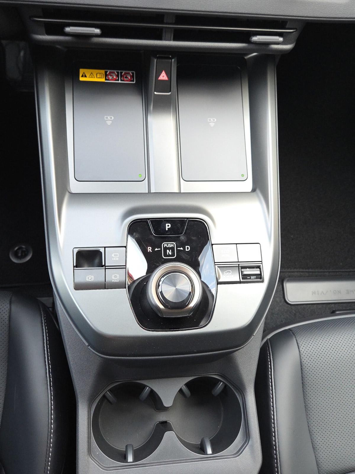 TOYOTA bZ4X Touring Premium AWD-image-15