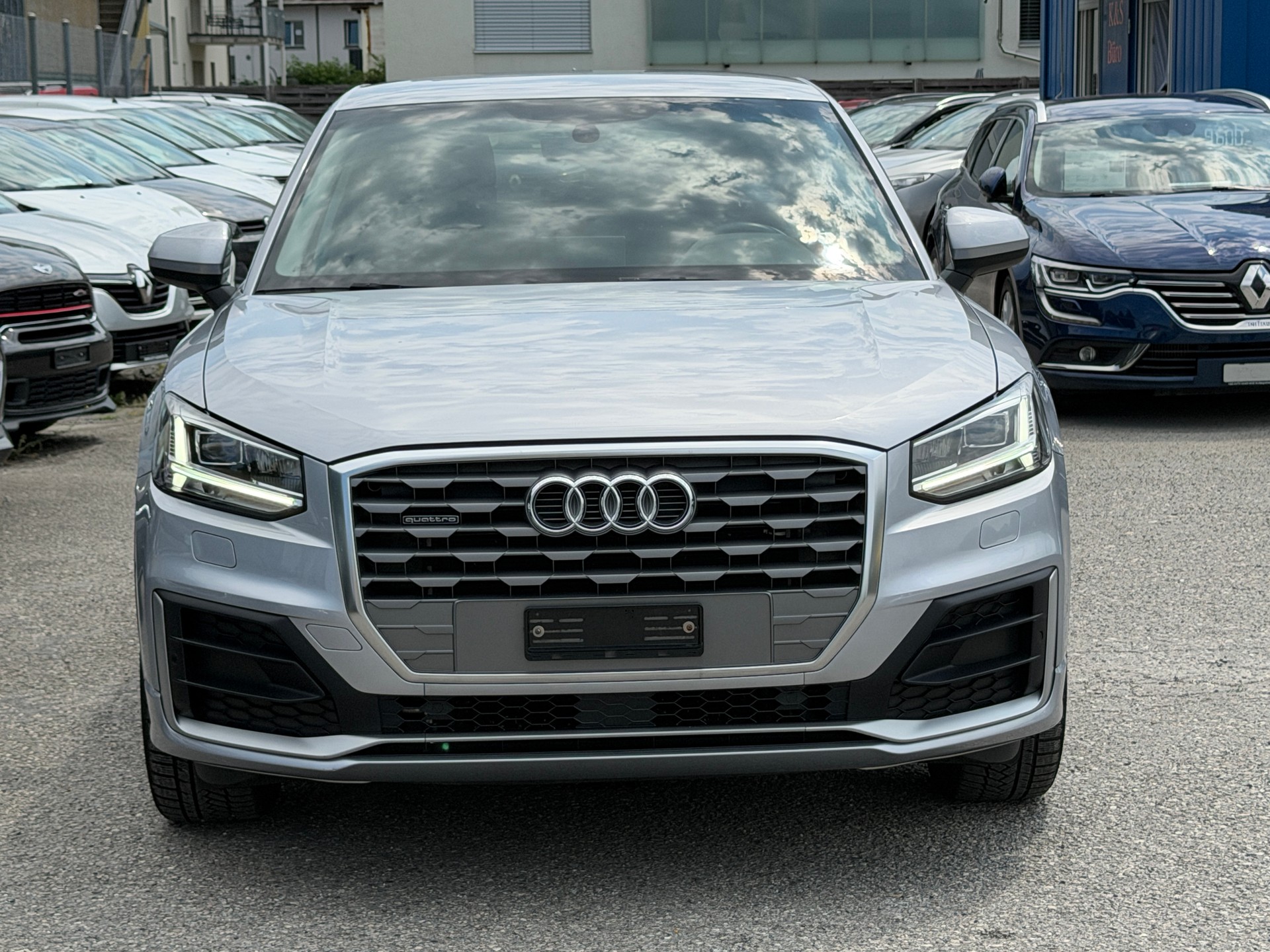 AUDI Q2 35 TDI quattro Design S-tronic-image-3