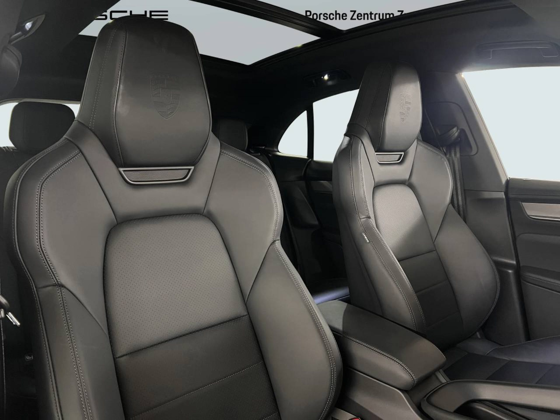PORSCHE Macan 4S-image-20