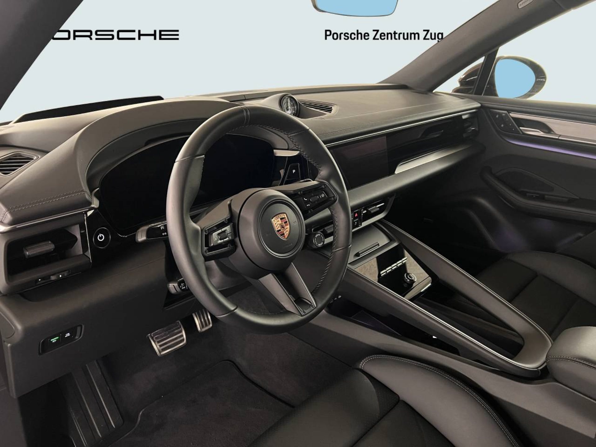 PORSCHE Macan 4S-showroom-element-3