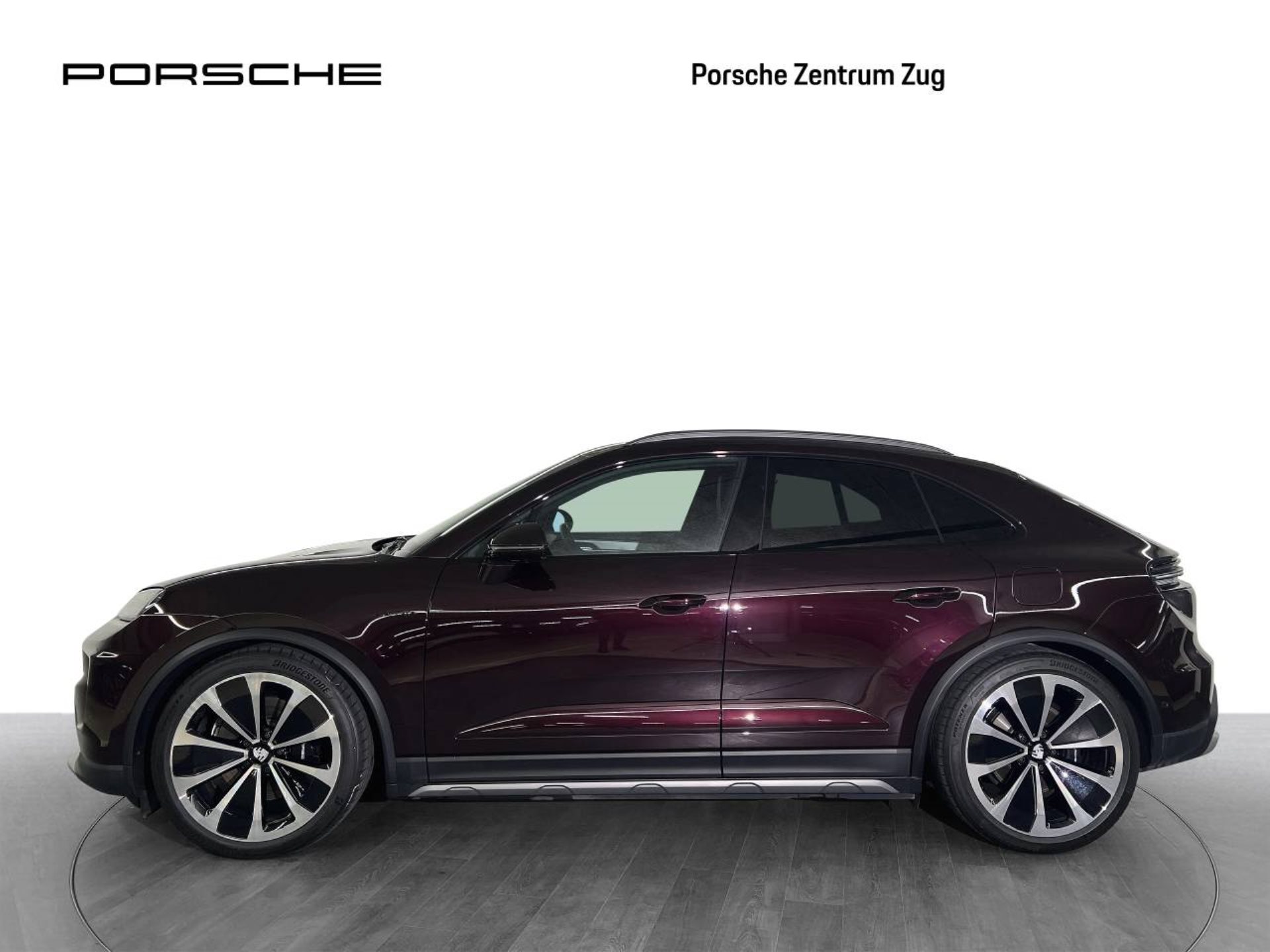 PORSCHE Macan 4S-showroom-element-1