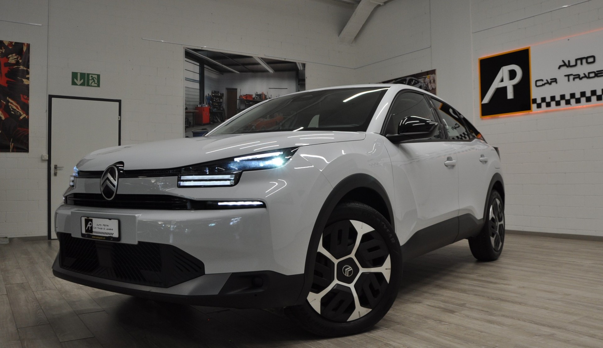 CITROEN C4 1.2 130 Max EAT8-image-1
