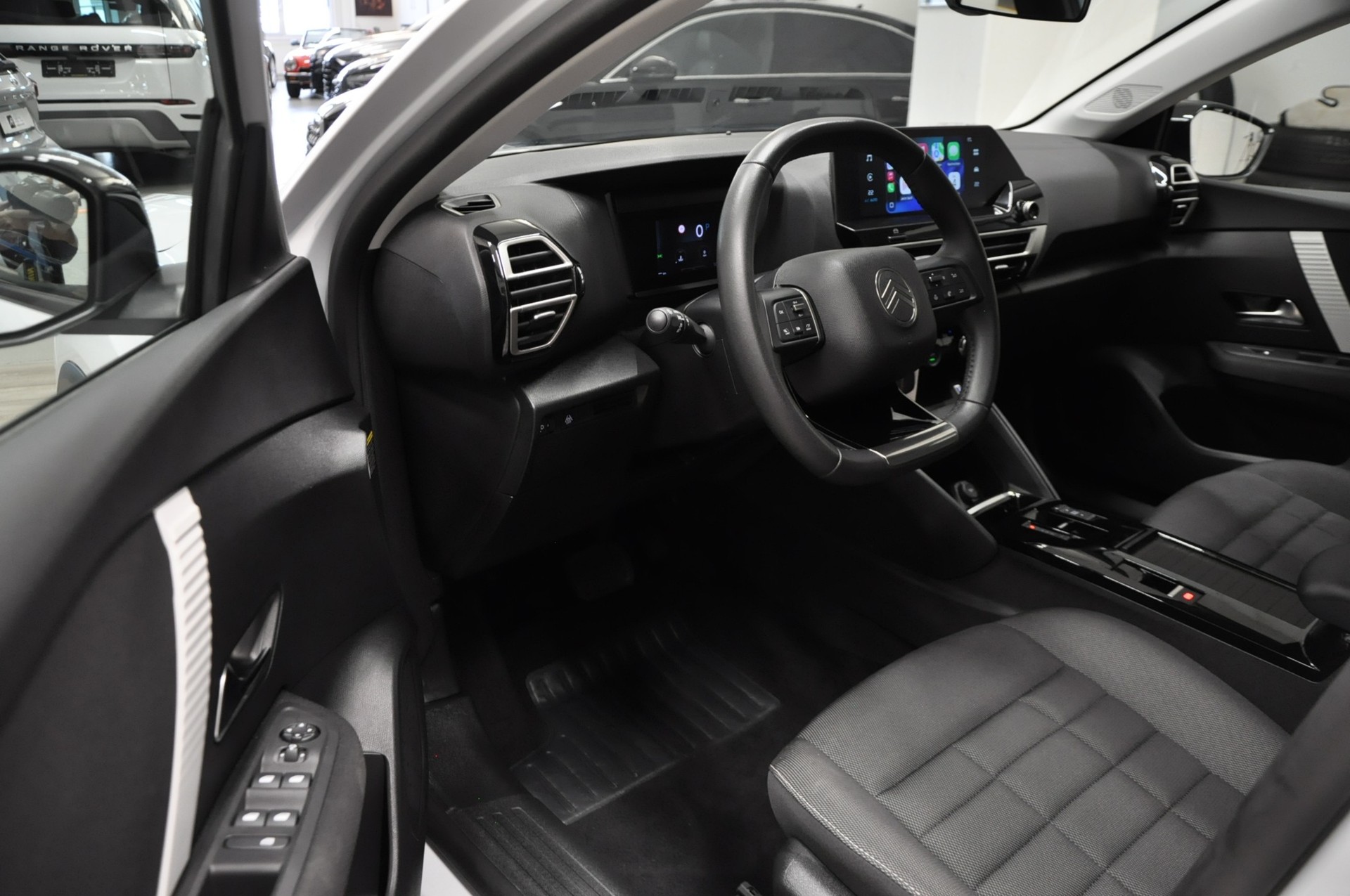 CITROEN C4 1.2 130 Max EAT8-image-10