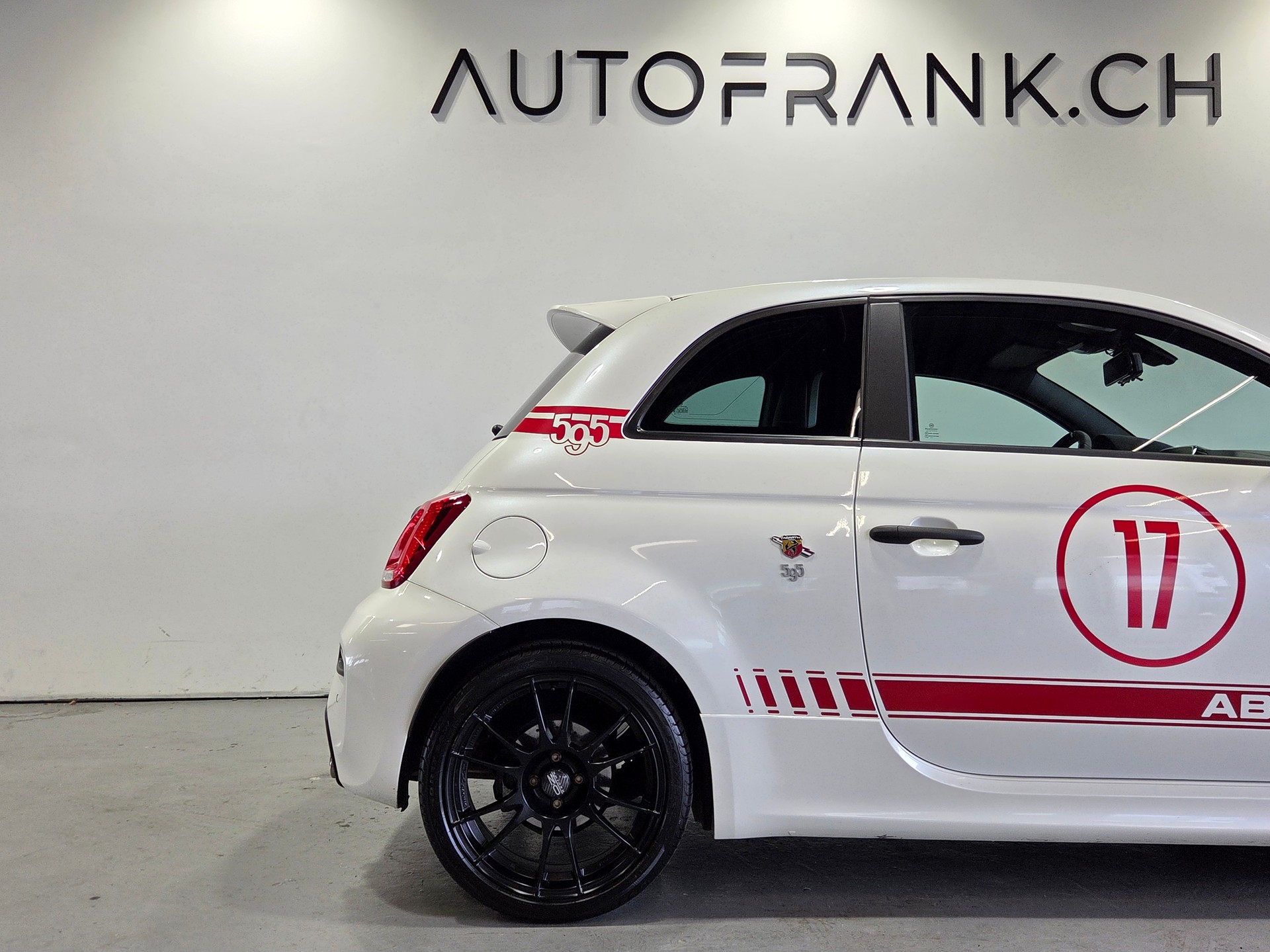 FIAT 595 Abarth 1.4 T-Jet 180 Competizione-image-12