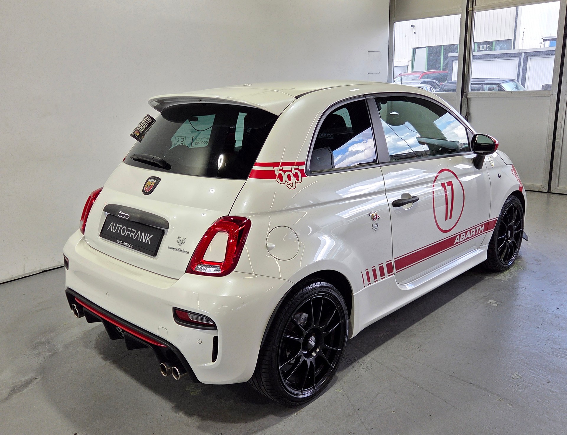 FIAT 595 Abarth 1.4 T-Jet 180 Competizione-image-14