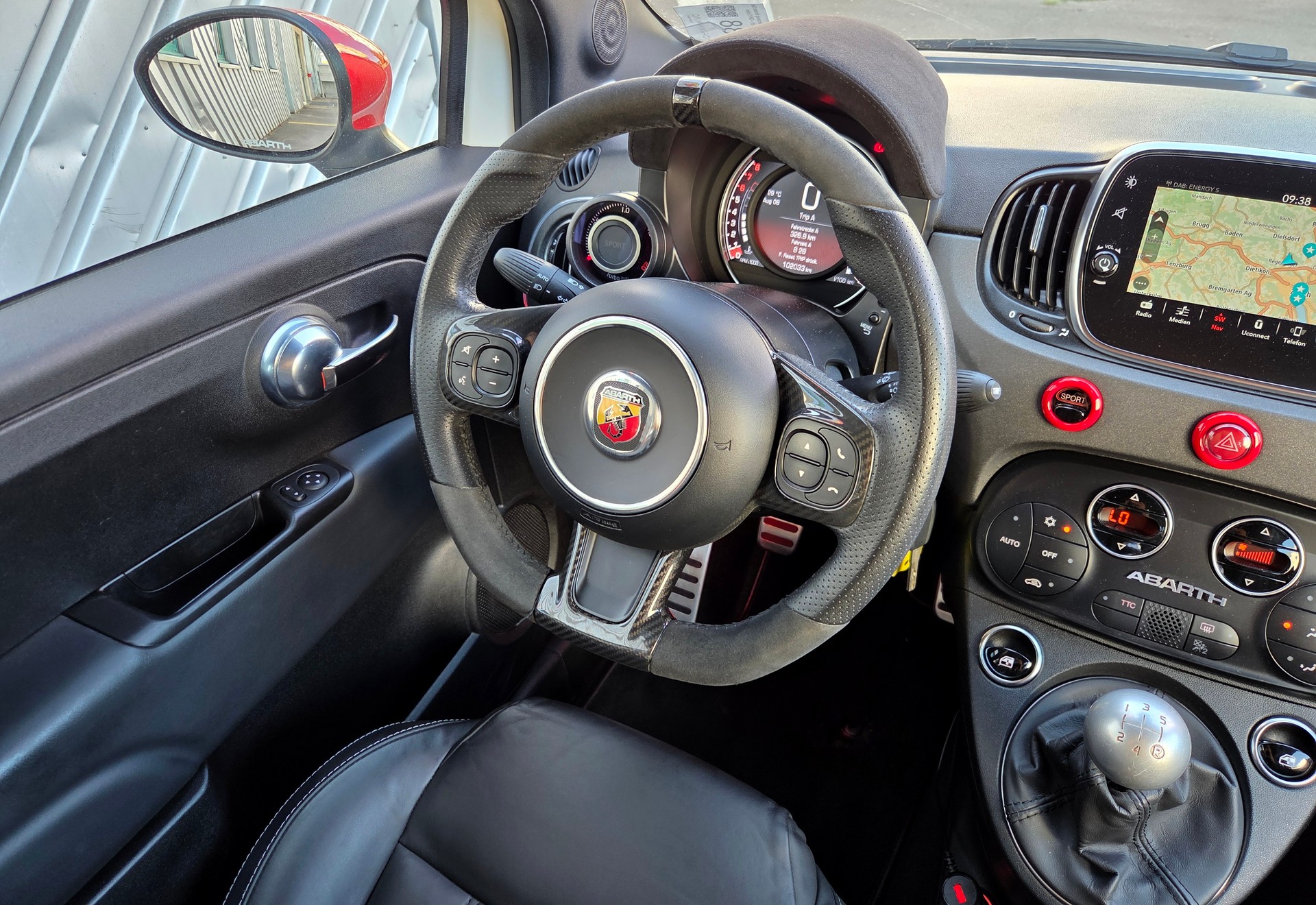 FIAT 595 Abarth 1.4 T-Jet 180 Competizione-image-13