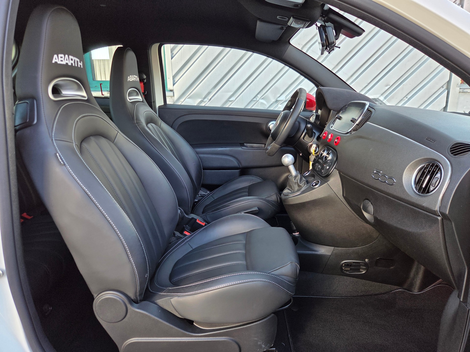 FIAT 595 Abarth 1.4 T-Jet 180 Competizione-image-10