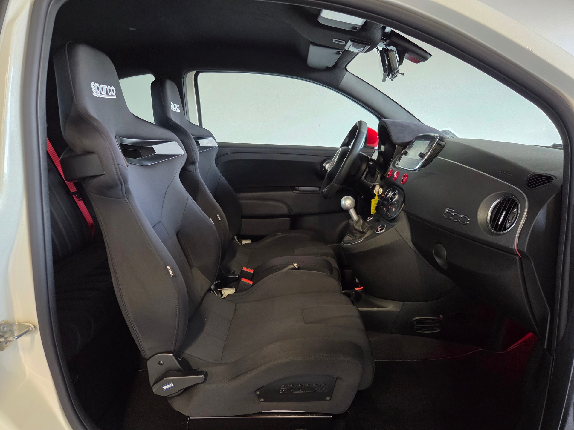 FIAT 595 Abarth 1.4 T-Jet 180 Competizione-image-16