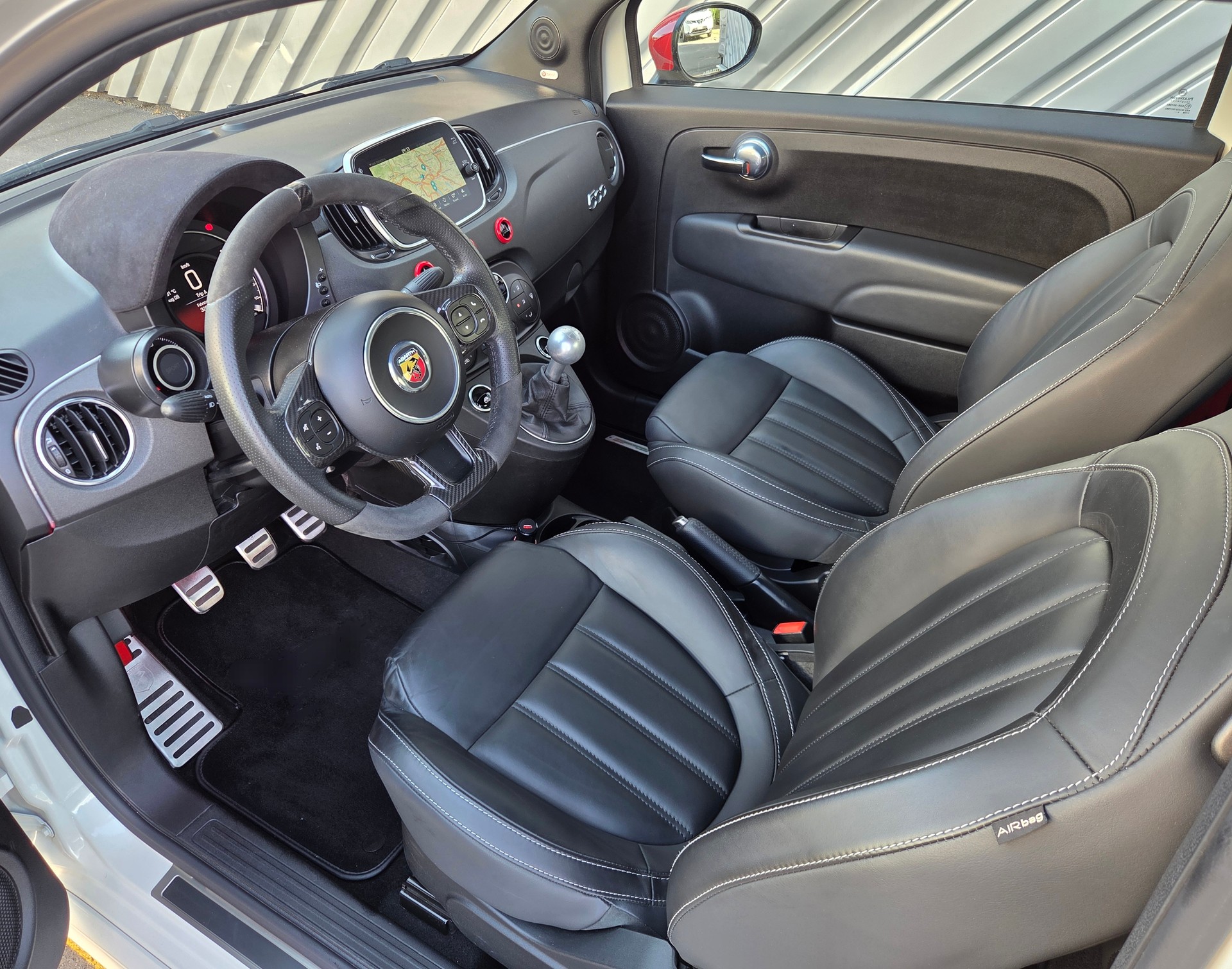 FIAT 595 Abarth 1.4 T-Jet 180 Competizione-showroom-element-3