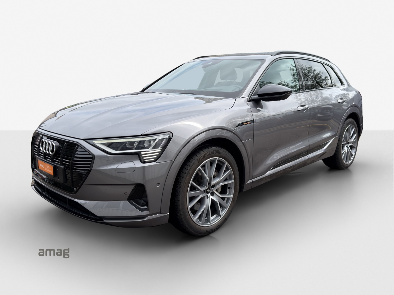 AUDI e-tron 55 S Line Black Edition quattro-image-0