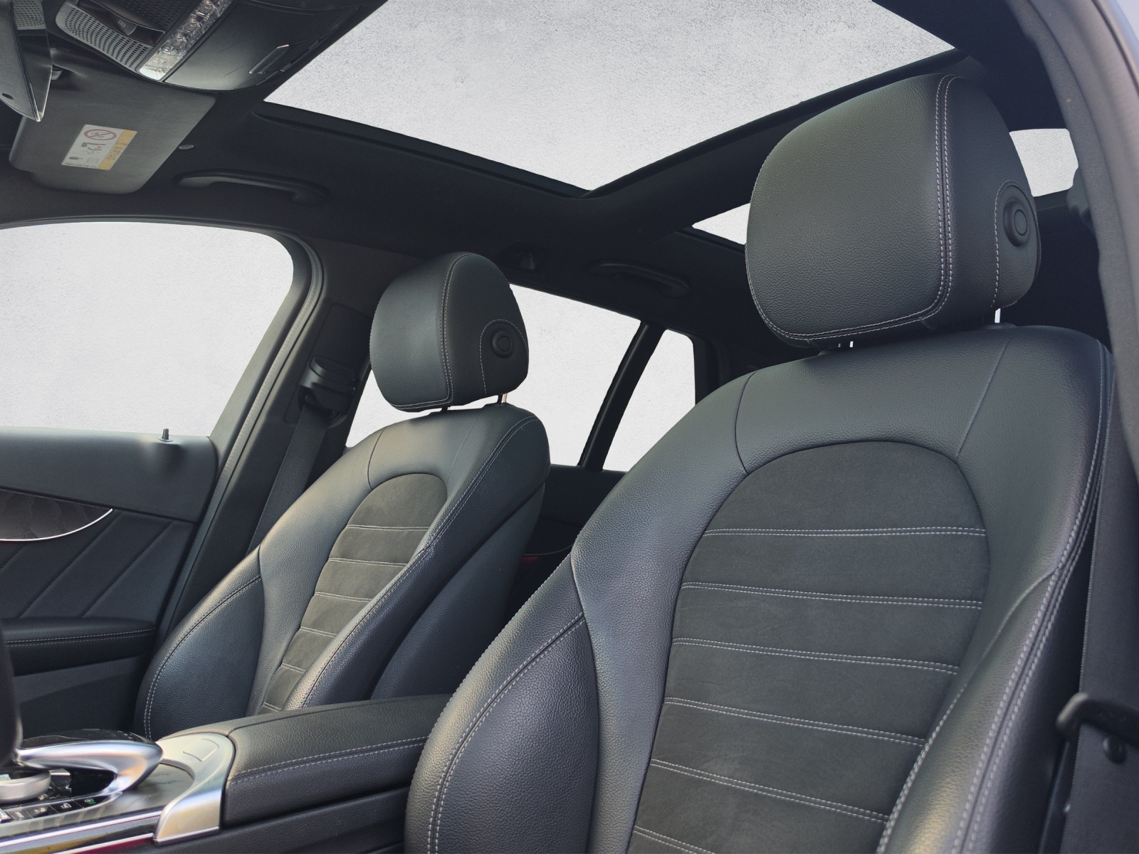 MERCEDES-BENZ C 220 d AMG Line Swiss Star 4M 9G-Tronic-image-13