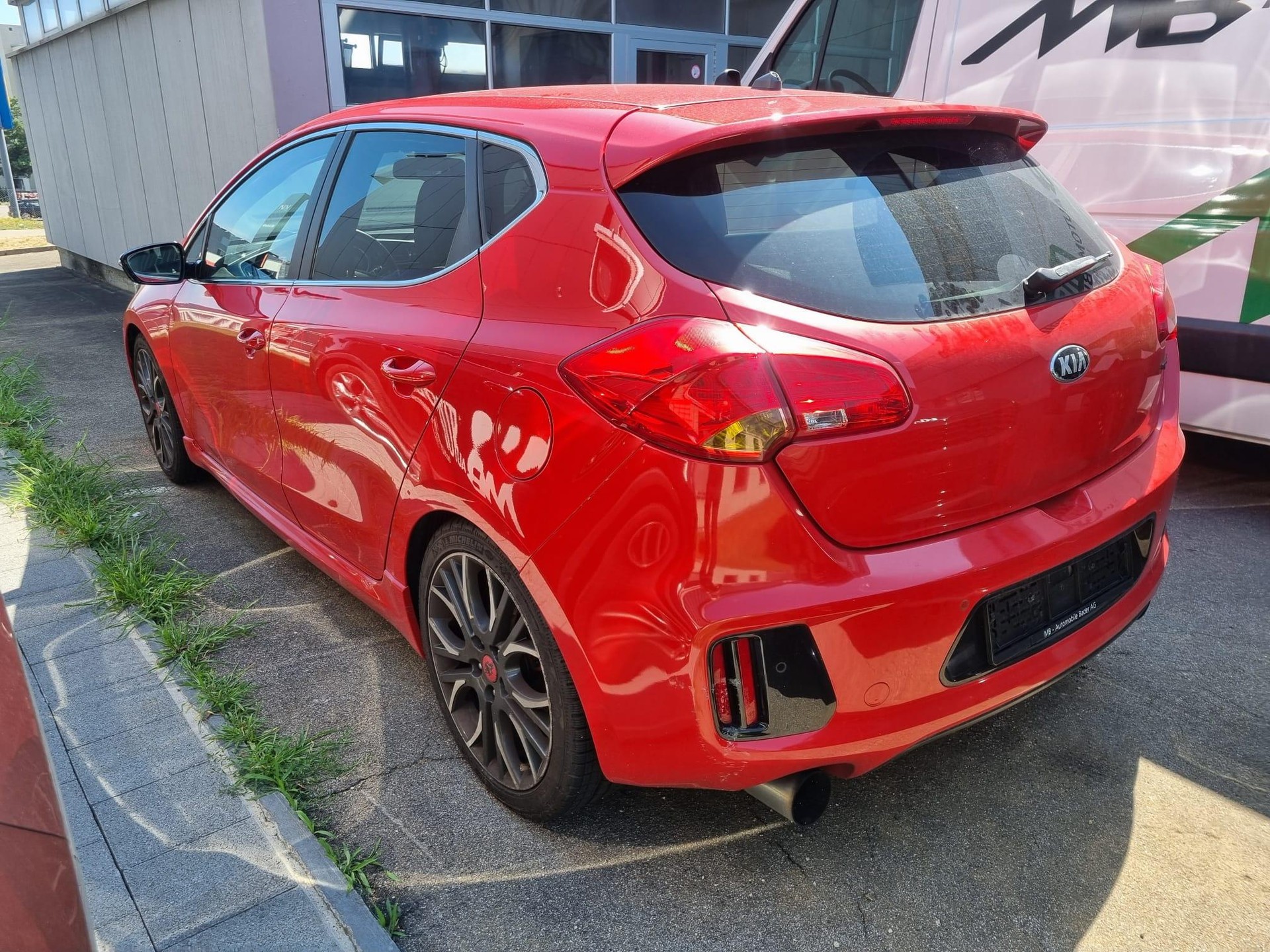 KIA Cee'd 1.6 GDi Turbo GT-image-2