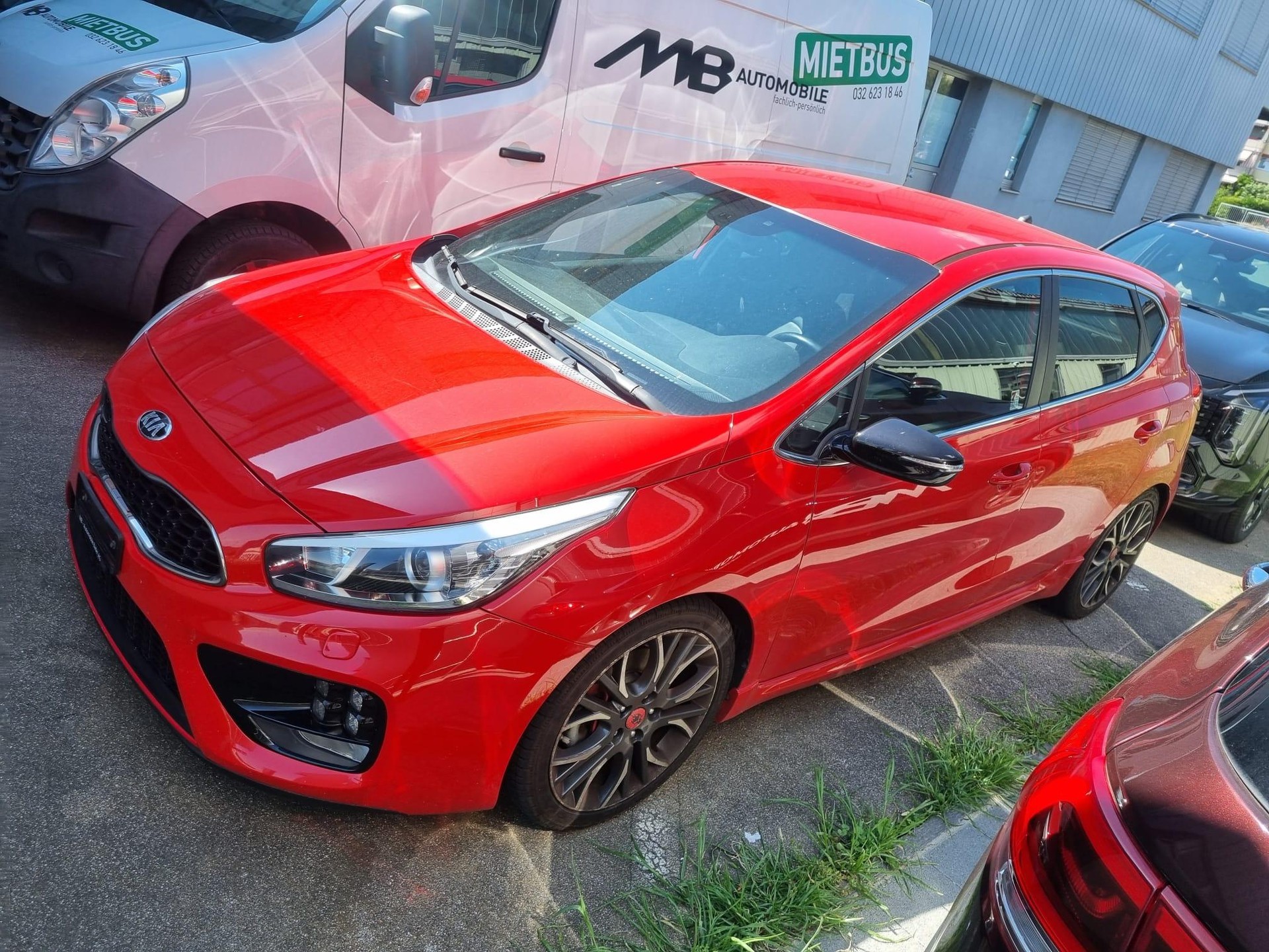 KIA Cee'd 1.6 GDi Turbo GT-image-1
