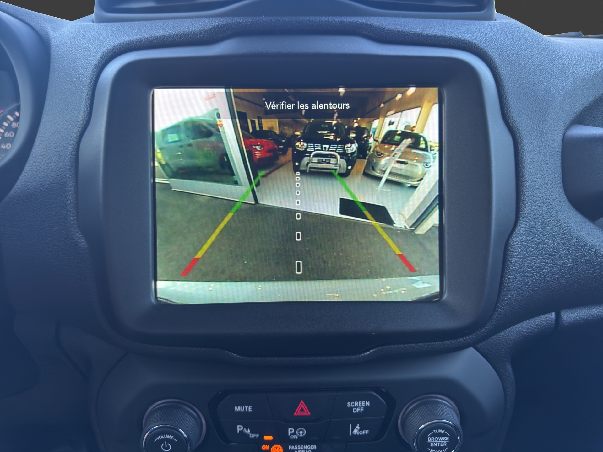 JEEP Renegade 1.3 Turbo S AWD-image-14