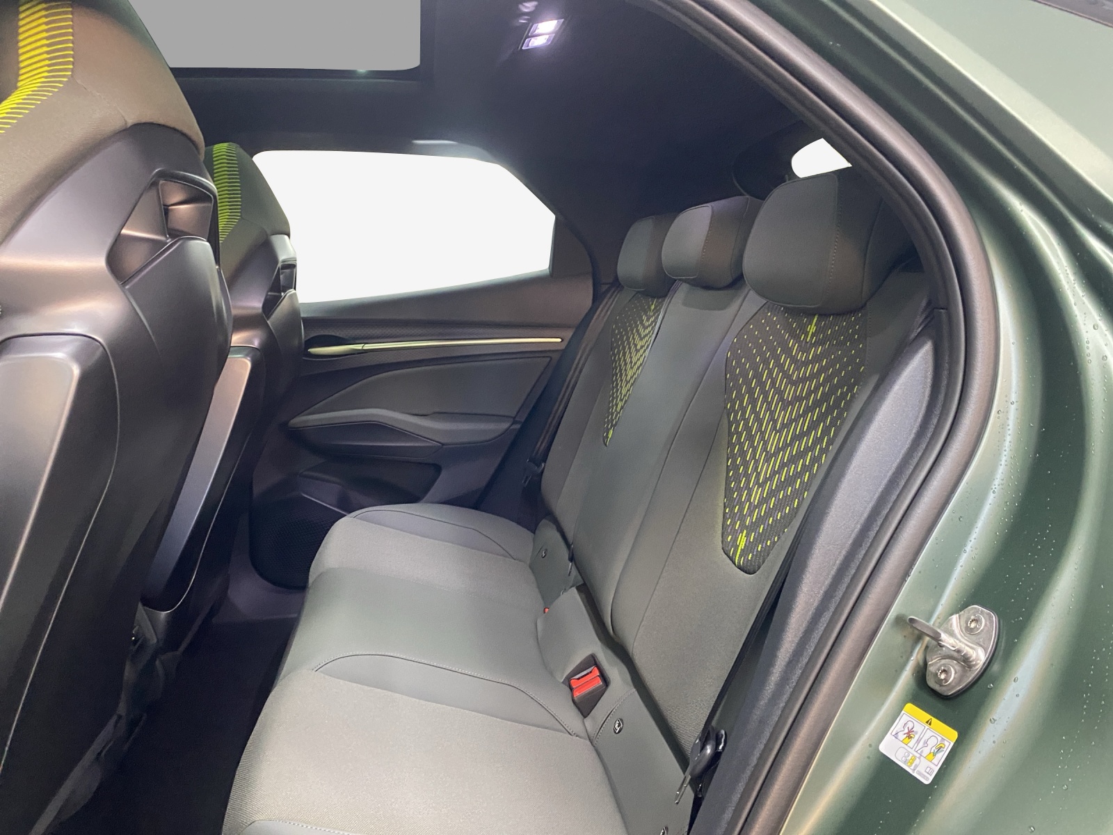 CUPRA Raval 52 kWh VZ Extreme Launch Edition-image-11