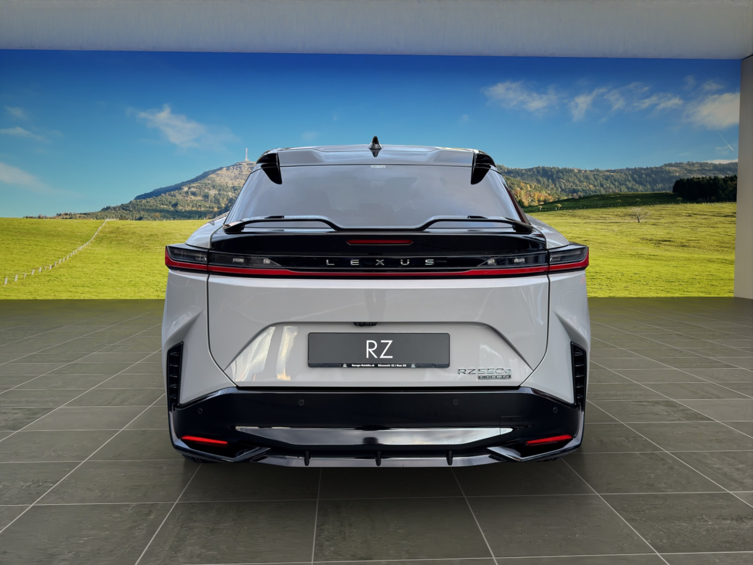 LEXUS RZ 550e F Sport-image-3