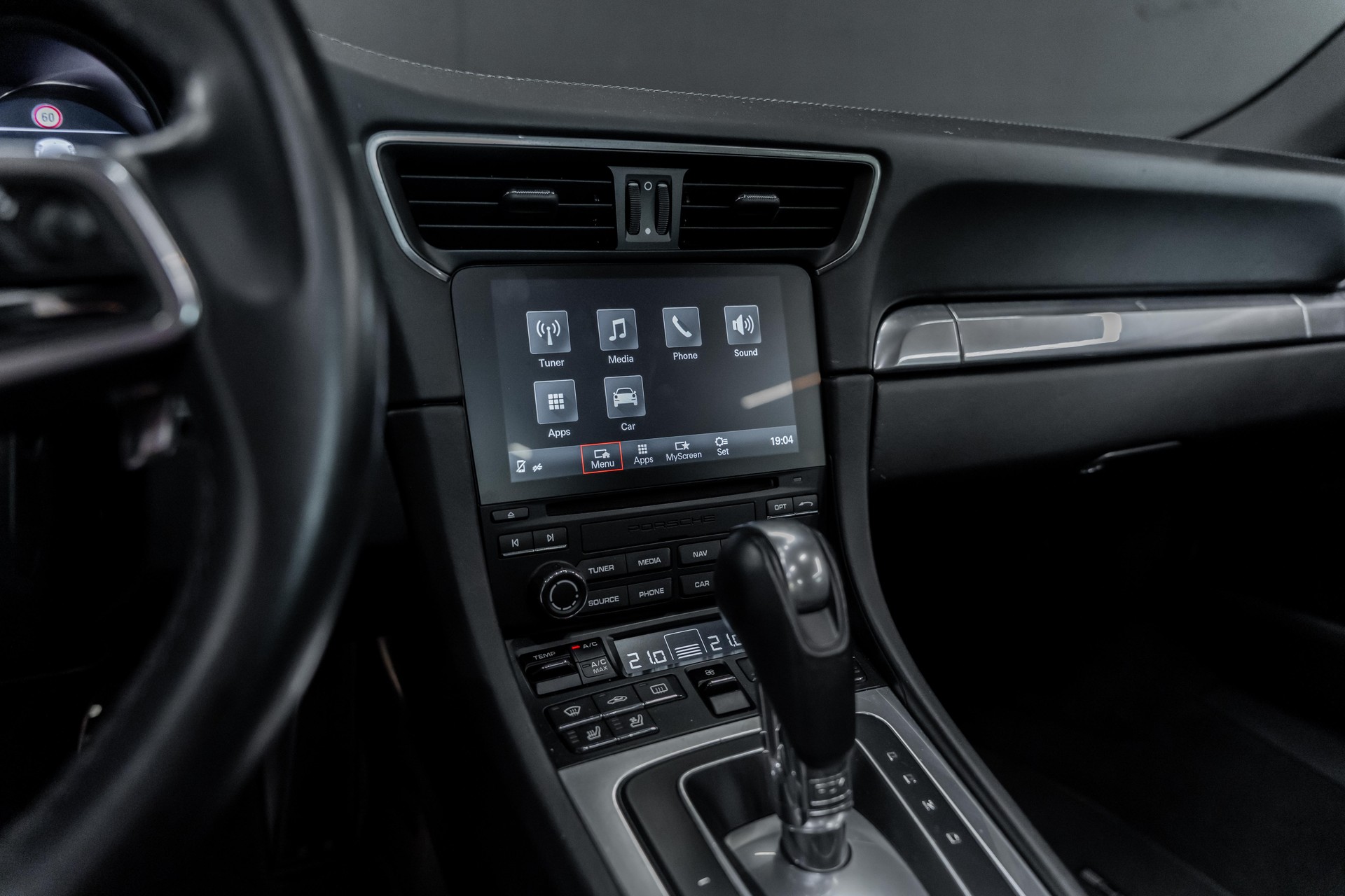 PORSCHE TARGA 4S-image-15