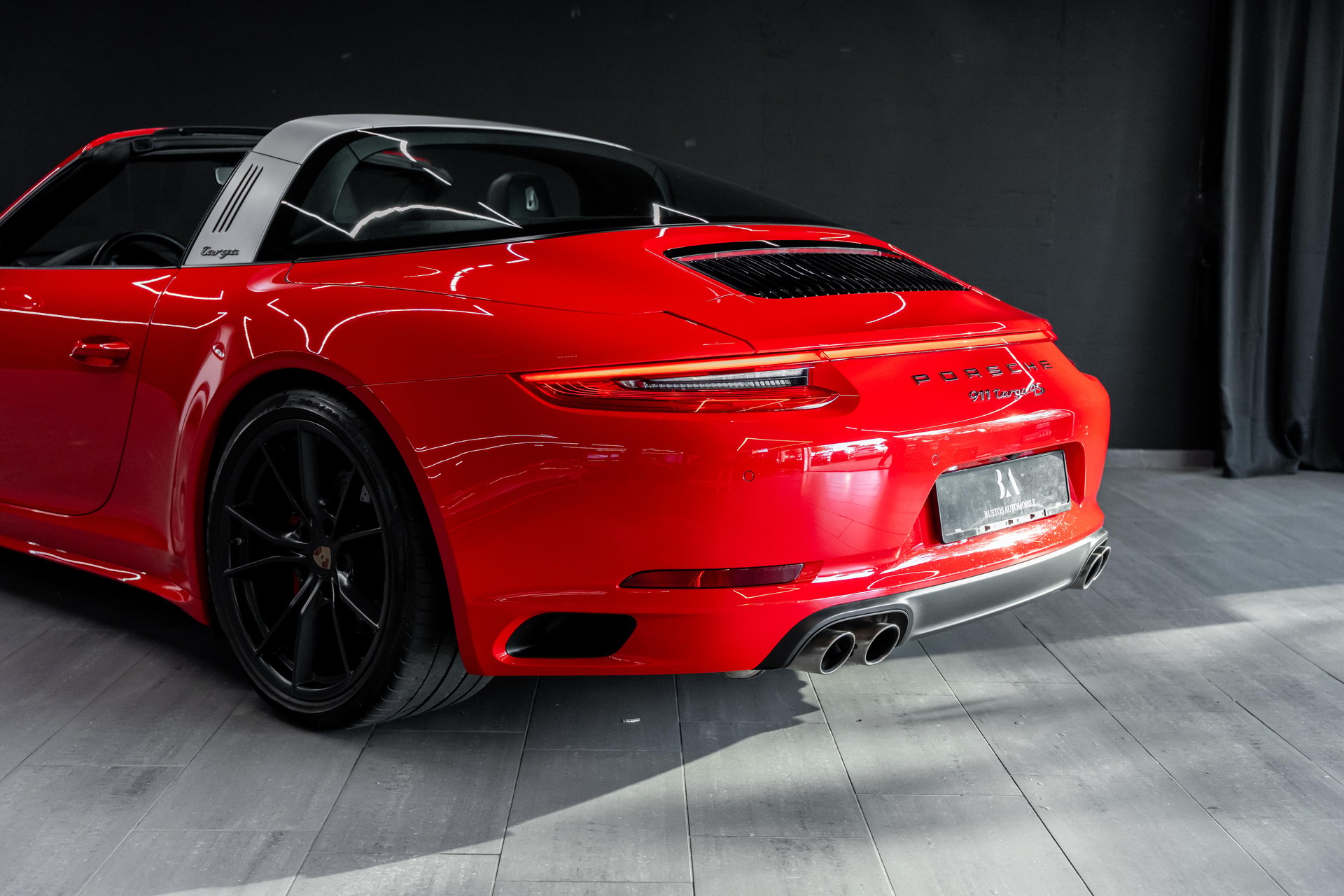 PORSCHE TARGA 4S-image-9