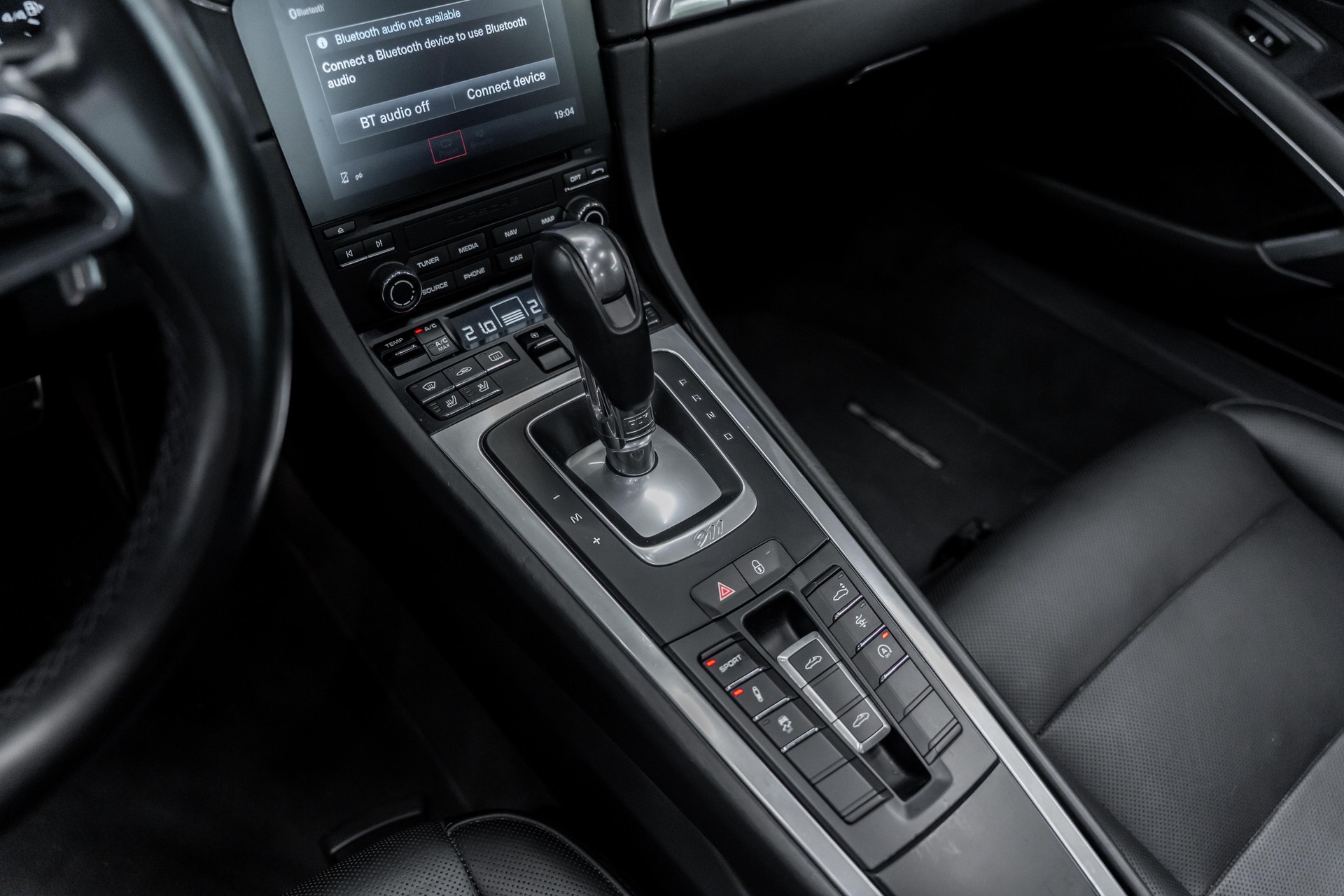 PORSCHE TARGA 4S-image-14