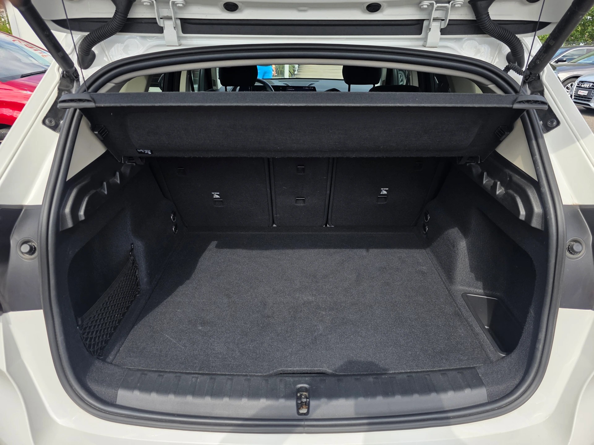 BMW X1 xDrive20d 48V | 2023 | 4x4 | Top Ausstattung inkl. AHK | CH-Fahrzeug | Inkl. Garantie |-image-21