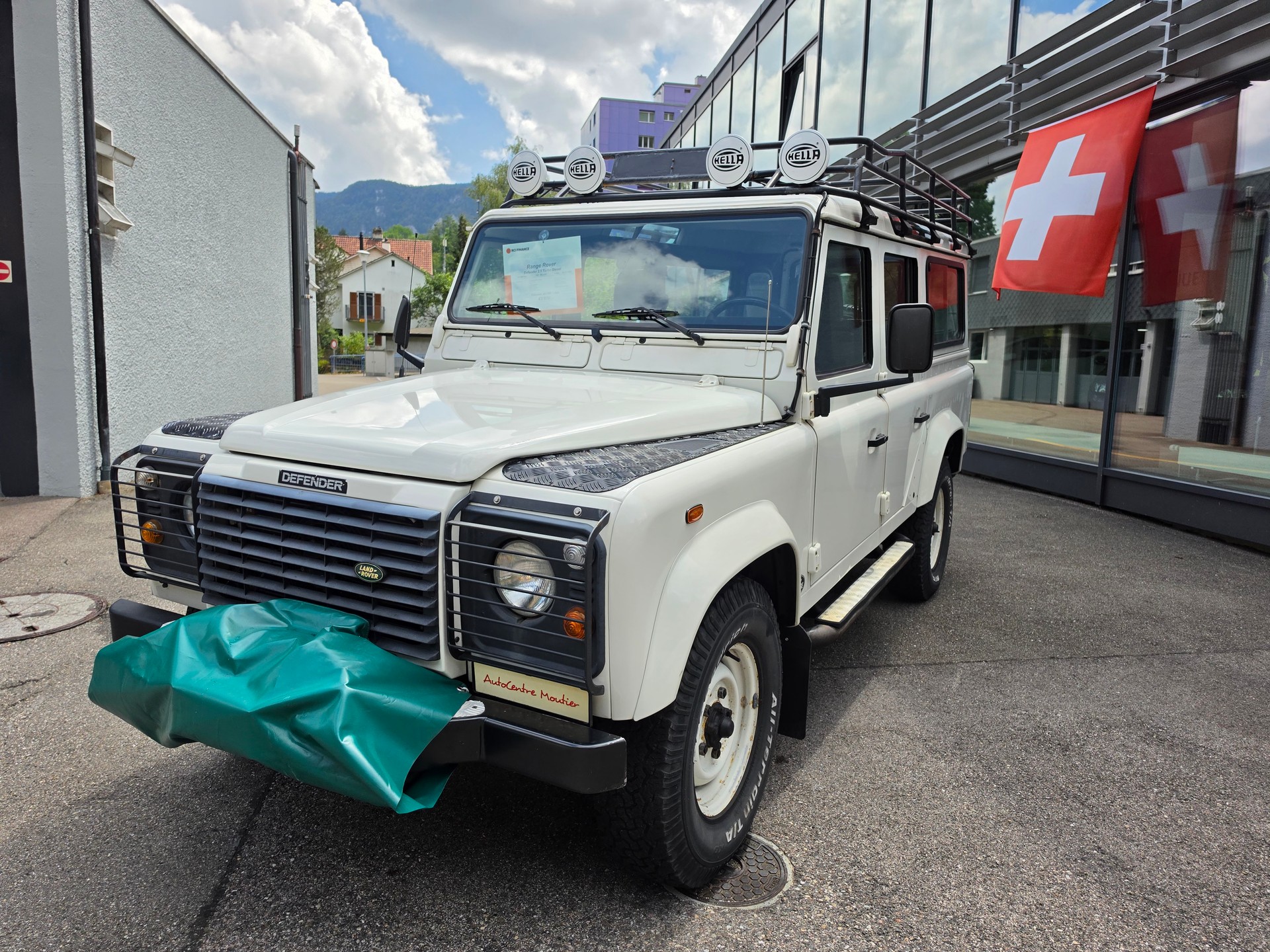 LAND ROVER Defender 110 SW 2.5 Td5-image-1