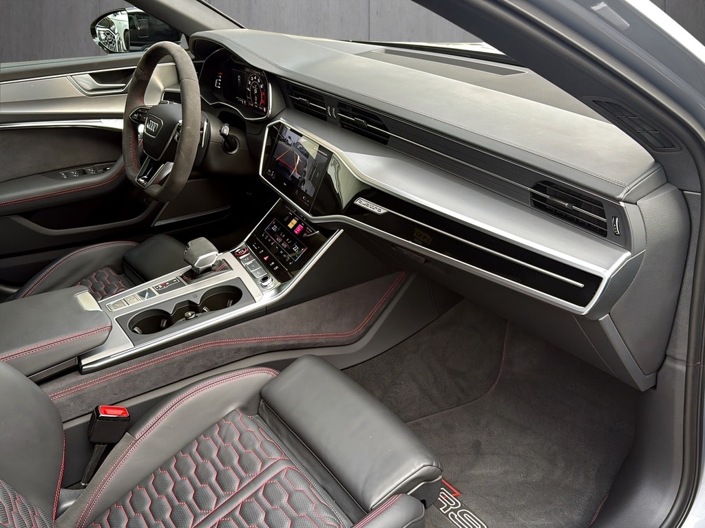 AUDI RS6 Avant 4.0 TFSI V8 Performance qu*Panoramadach, AHK, KW Fahrwerk, B&O Advanced Sound, (5-Jahre Garantie)-image-14