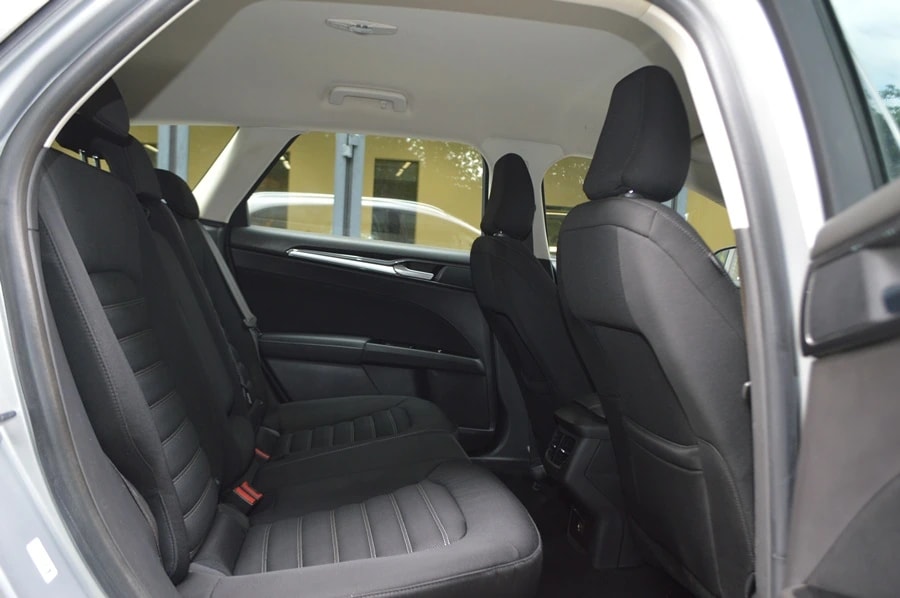 FORD Mondeo 2.0 TDCi Trend Automatik-image-8