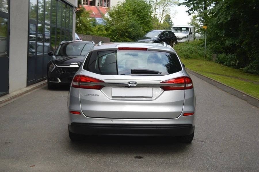 FORD Mondeo 2.0 TDCi Trend Automatik-image-11