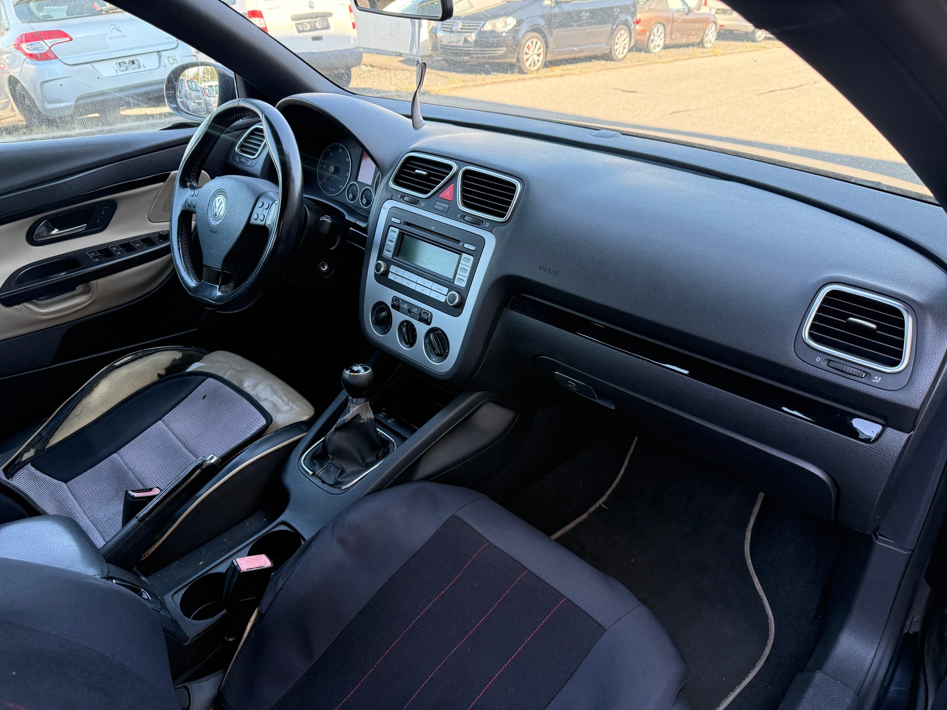 VW Eos 2.0 TDI-image-7