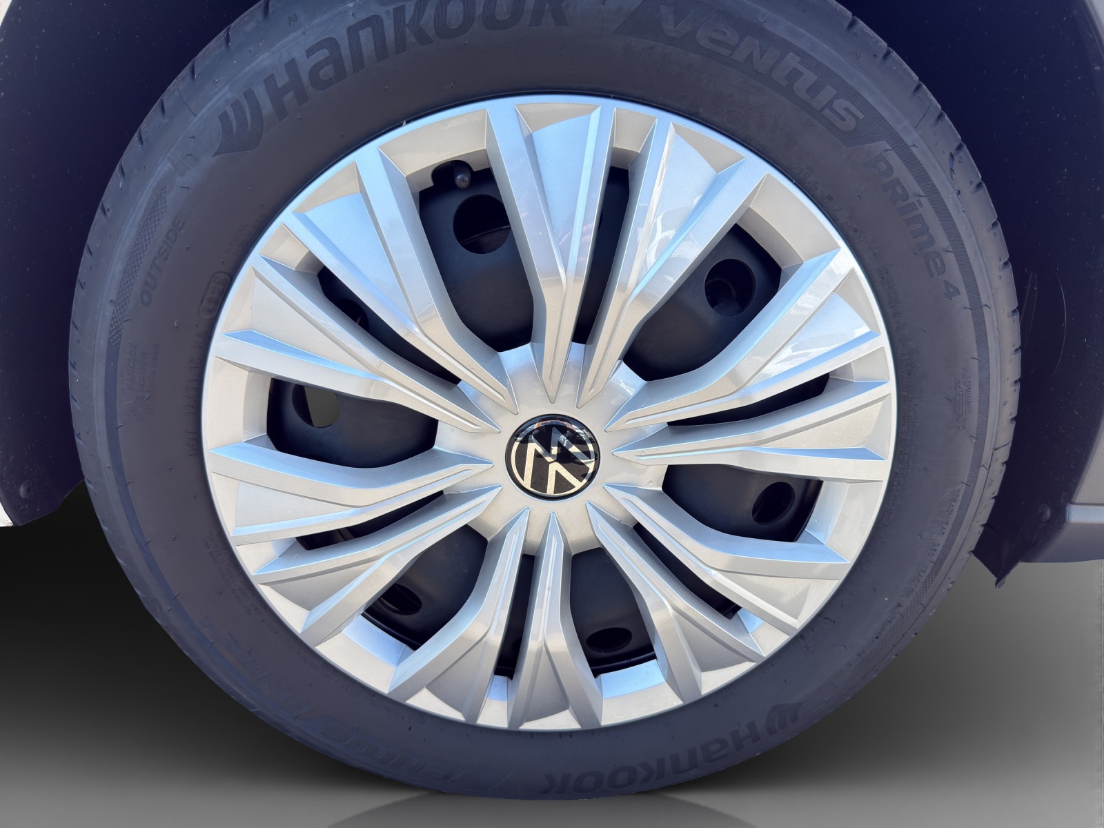 VW Caddy Cargo 2.0TDI Maxi 4Motion-image-15